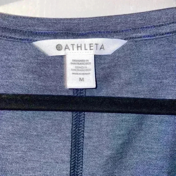 Athleta Womens Stratis Scoop Neck Tee T-Shirt in Dress Blue Heather Size medium - Picture 4 of 4